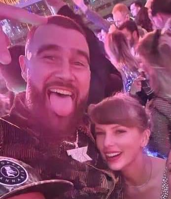 Fíjate, Paty: Taylor Swift y Travis Kelce recibieron el año nuevo juntos y aaaw 