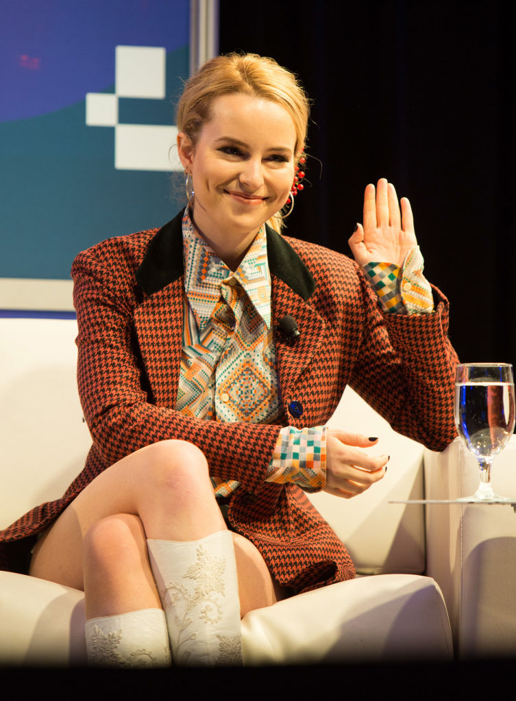 De actriz de Disney Channel a directora de una empresa espacial: La curiosa historia de Bridgit Mendler