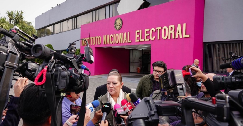 Cuello para los plurinominales y el INE en la reforma electoral de AMLO. Noticias en tiempo real