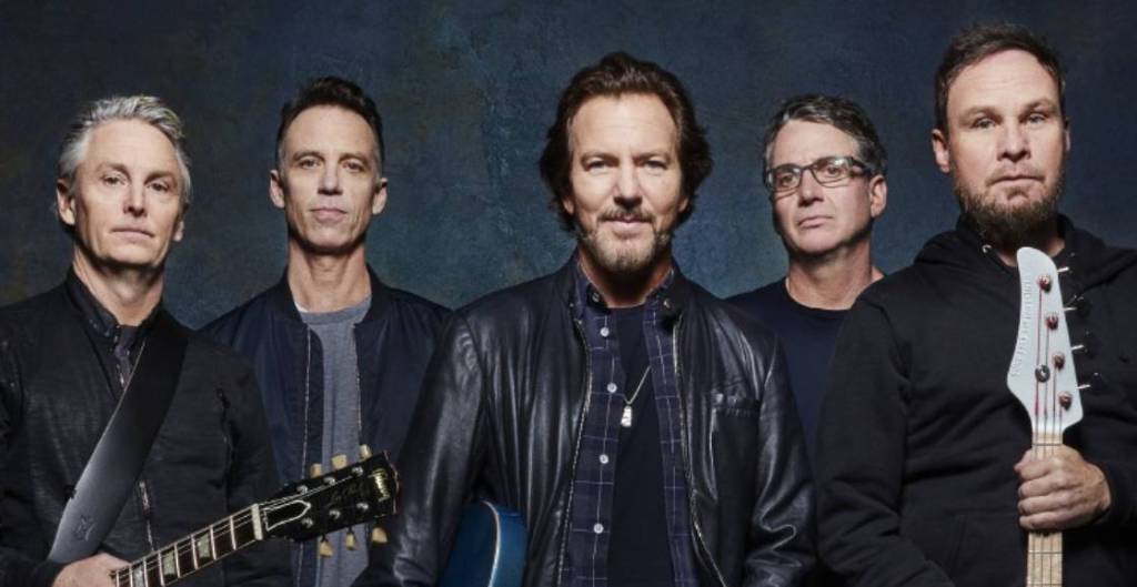 ¡Pearl Jam anuncia los detalles de su nuevo disco con la rola "Dark Matter"!