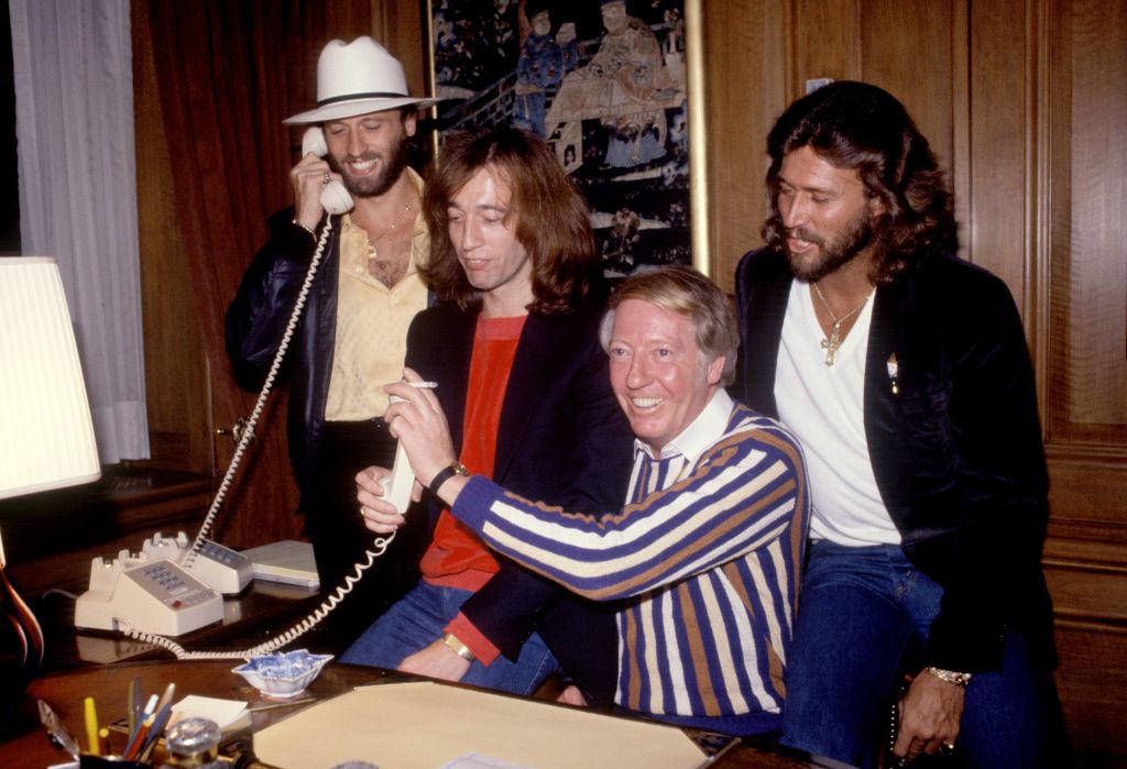 pelicula biografica de bee gees con ridley scott como director