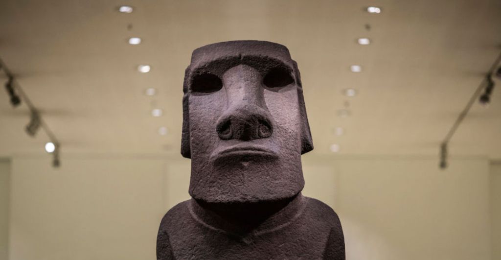 Tiktoker se enfrenta al Museo Británico por una estatua de Chile.