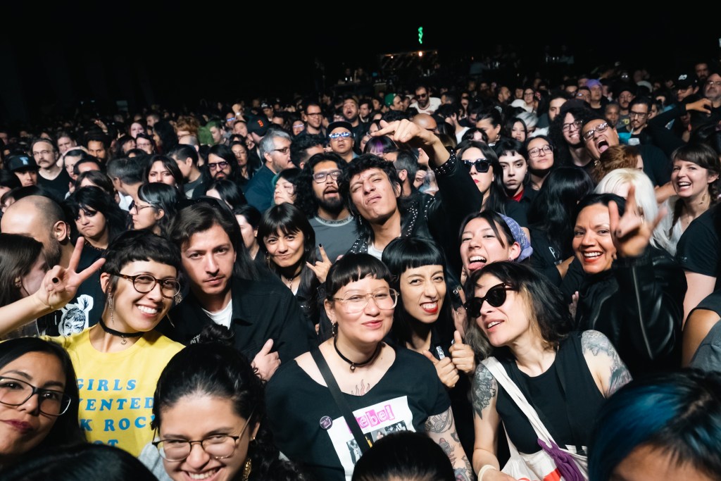 Bikini Kill nos hizo sentir el verdadero poder del riot grrrl en su primer concierto en México