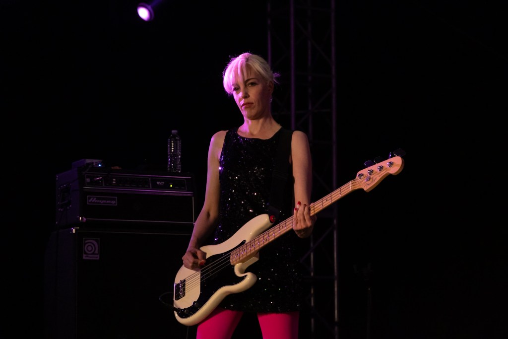 Bikini Kill nos hizo sentir el verdadero poder del riot grrrl en su primer concierto en México