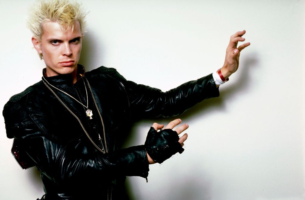 La oscura historia detrás de "Eyes Without A Face", la power ballad de Billy Idol