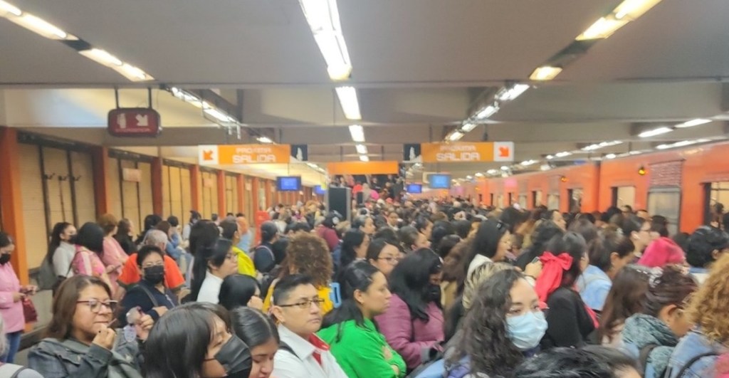 ¡Oh, no! Otra vez la Línea 7 del Metro: Suspenden servicio de San Joaquín a Constituyentes. Noticias en tiempo real