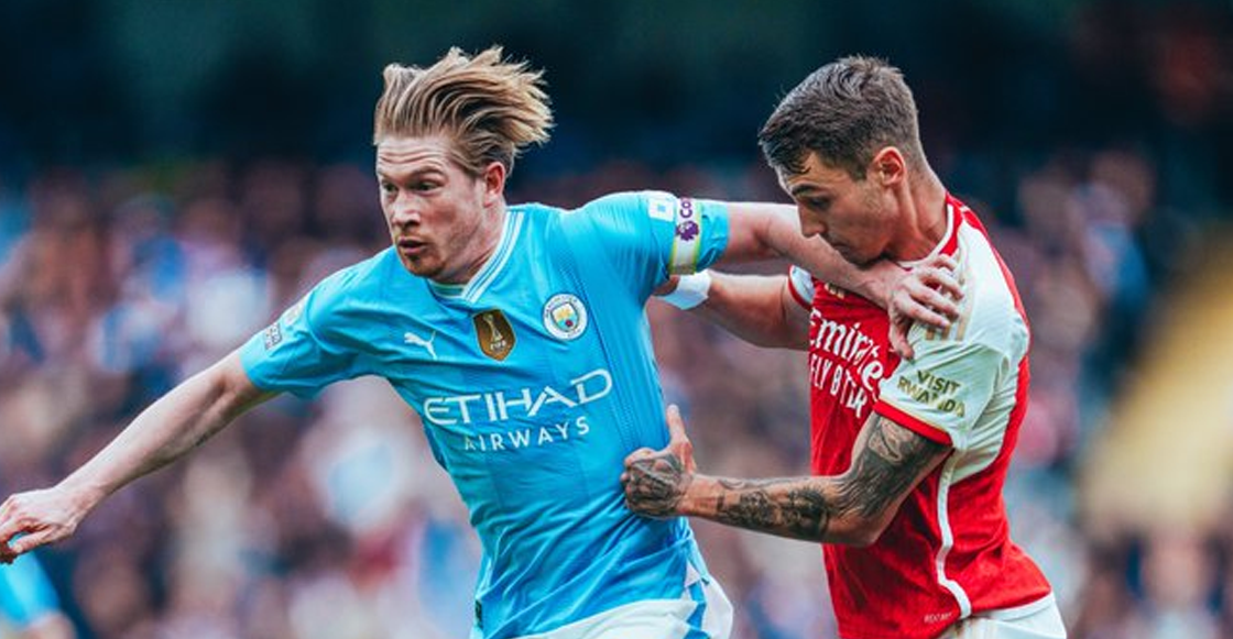 Empate entre Arsenal y Manchester City deja al Liverpool como líder de la Premier League