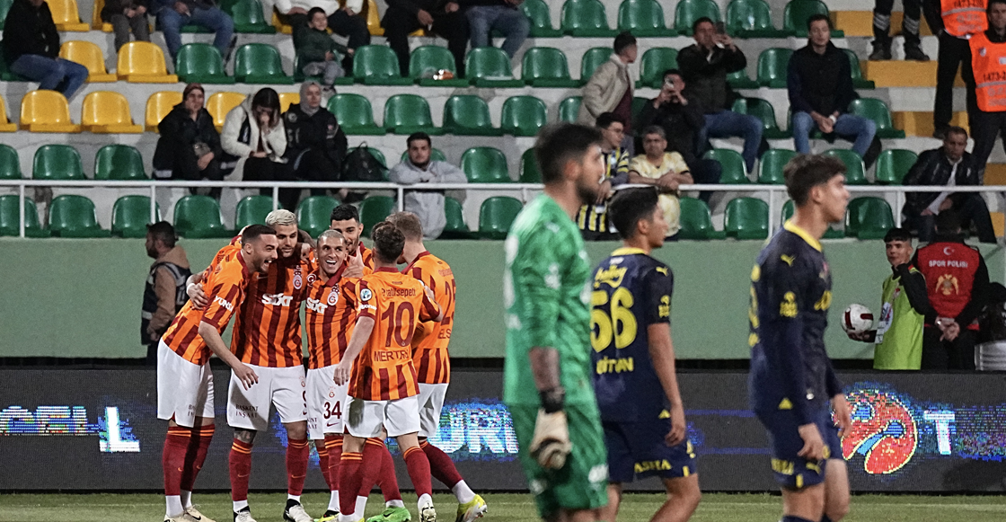 Las razones del Fenerbahce para abandonar la final de la Supercopa de Turquía contra el Galatasaray