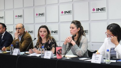 La conferencia de prensa del primer debate del INE