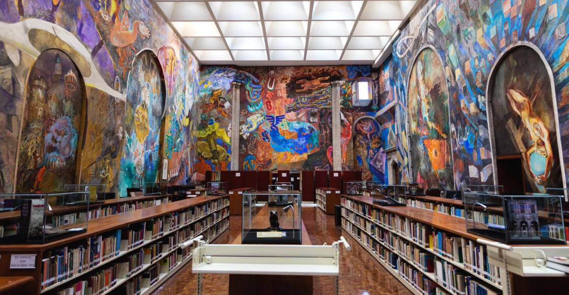 Un paseo por la biblioteca Lerdo de Tejada