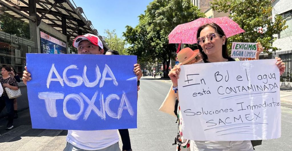 Vecinos de la Benito Juárez se manifestaron por el agua contaminada.