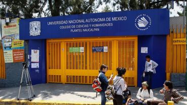 Megamarcha de CCH Naucalpan contra porros en la UNAM.