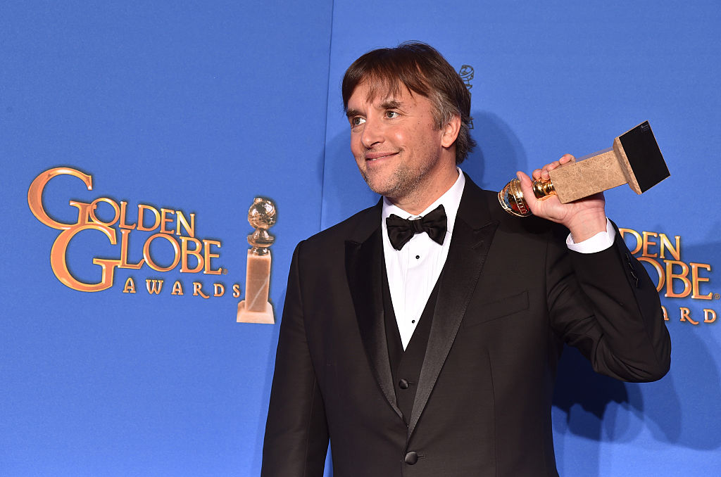 Richard Linklater, Glen Powell y Adria Arjona nos cuentan sobre 'Hit Man' y deconstruir la idea de los asesinos a sueldo