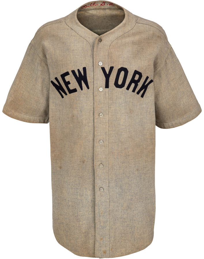 Subasta de jersey de Babe Ruth va por reçord del artículo deportivo más caro