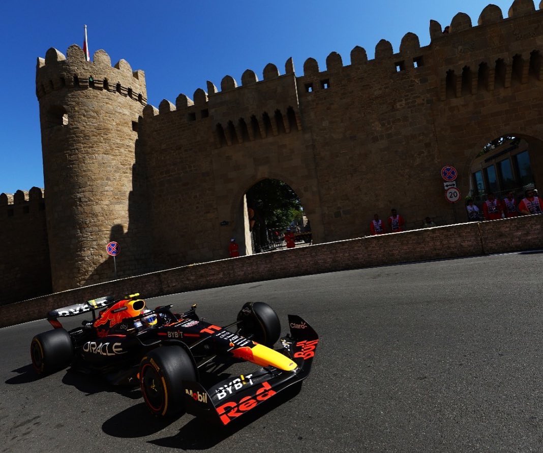 Checo Pérez en Azerbaiyán
