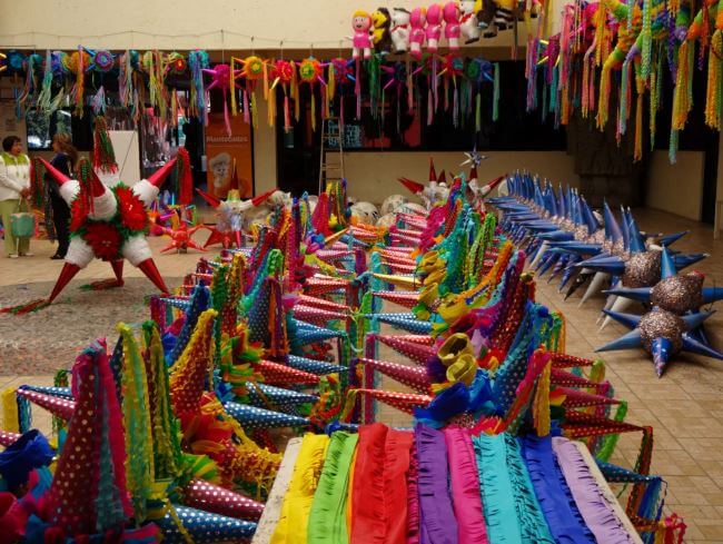 Sobre Acolman, el lugar en el que hay más piñatas que personas