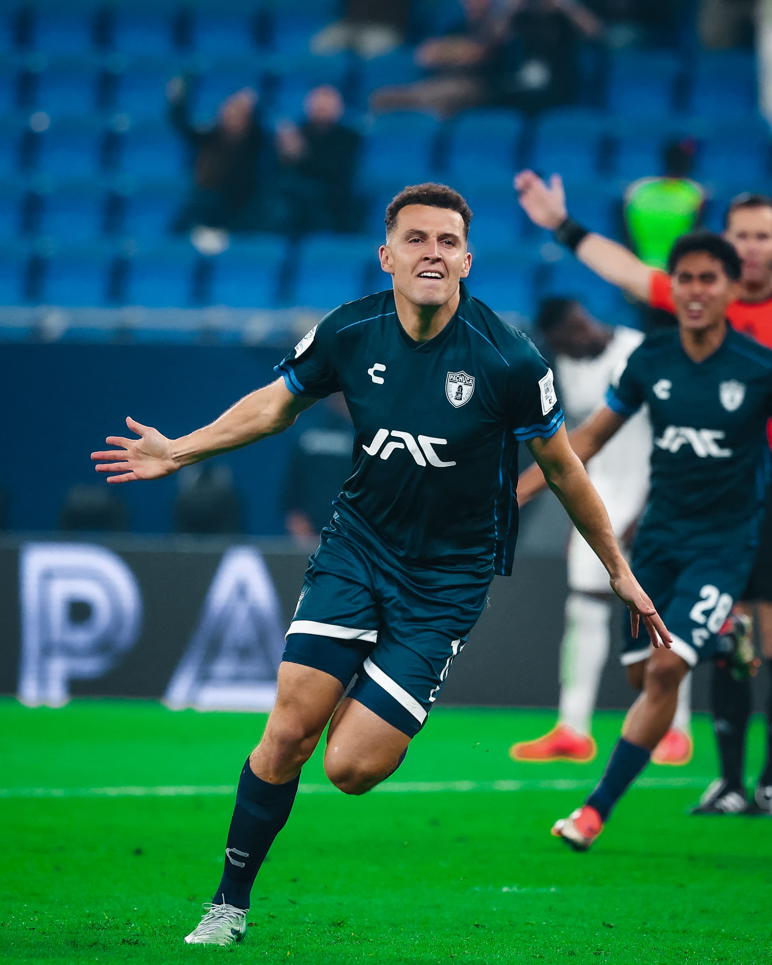 Crisp Pachuca Vence A Pumas Con Gol De Idrissi En Las Semis Del Clausura Mexicano Background Photography Crisp Pachuca Vence A Pumas Con Gol De Idrissi En Las Semis Del Clausura Mexicano Background Photography