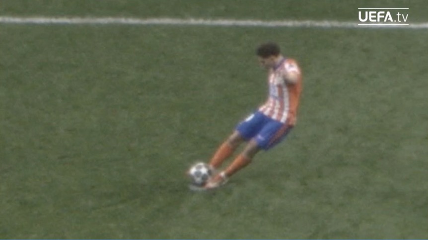 Penal de Julián Álvarez vs Real Madrid