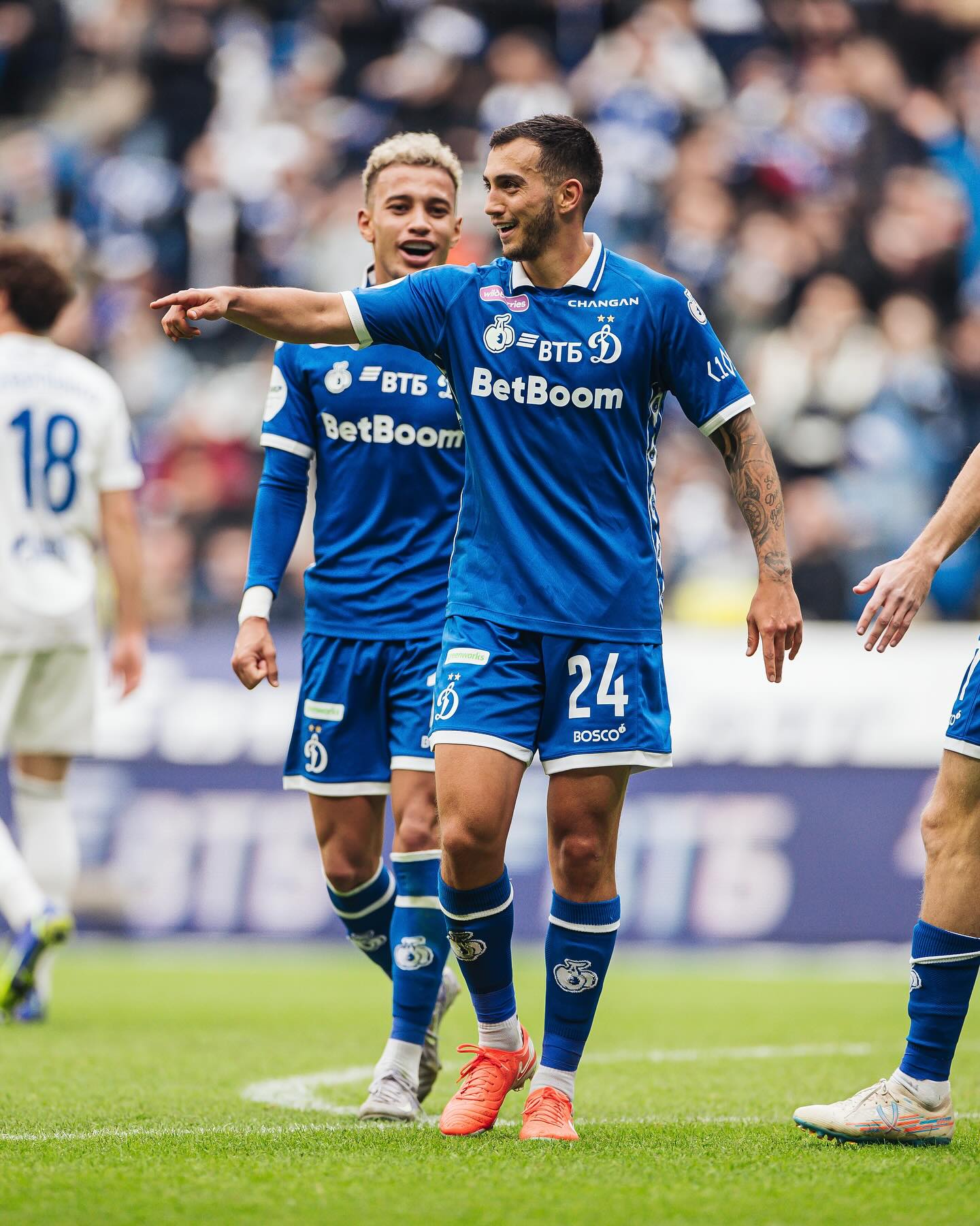 El gol de Luis Chavez con Dinamo de Moscú