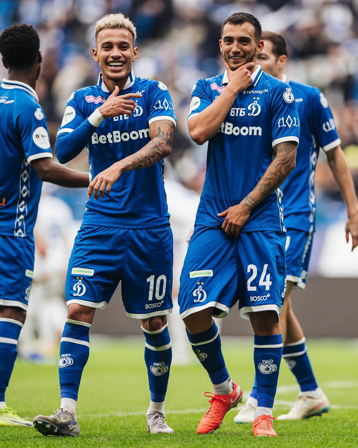 El gol de Luis Chavez con Dinamo de Moscú