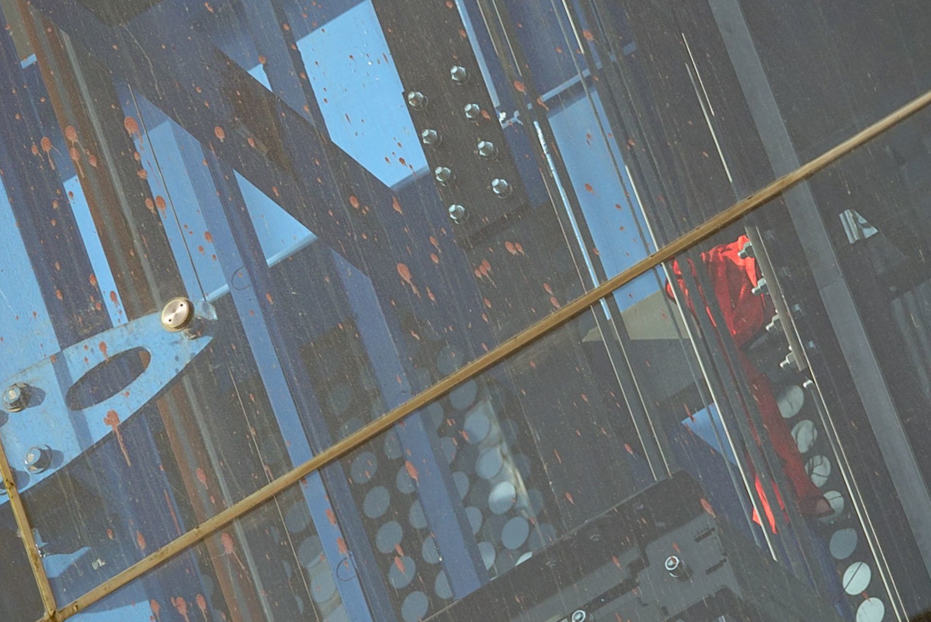 Elevador se desploma y aplasta a trabajador en la colonia Escandón