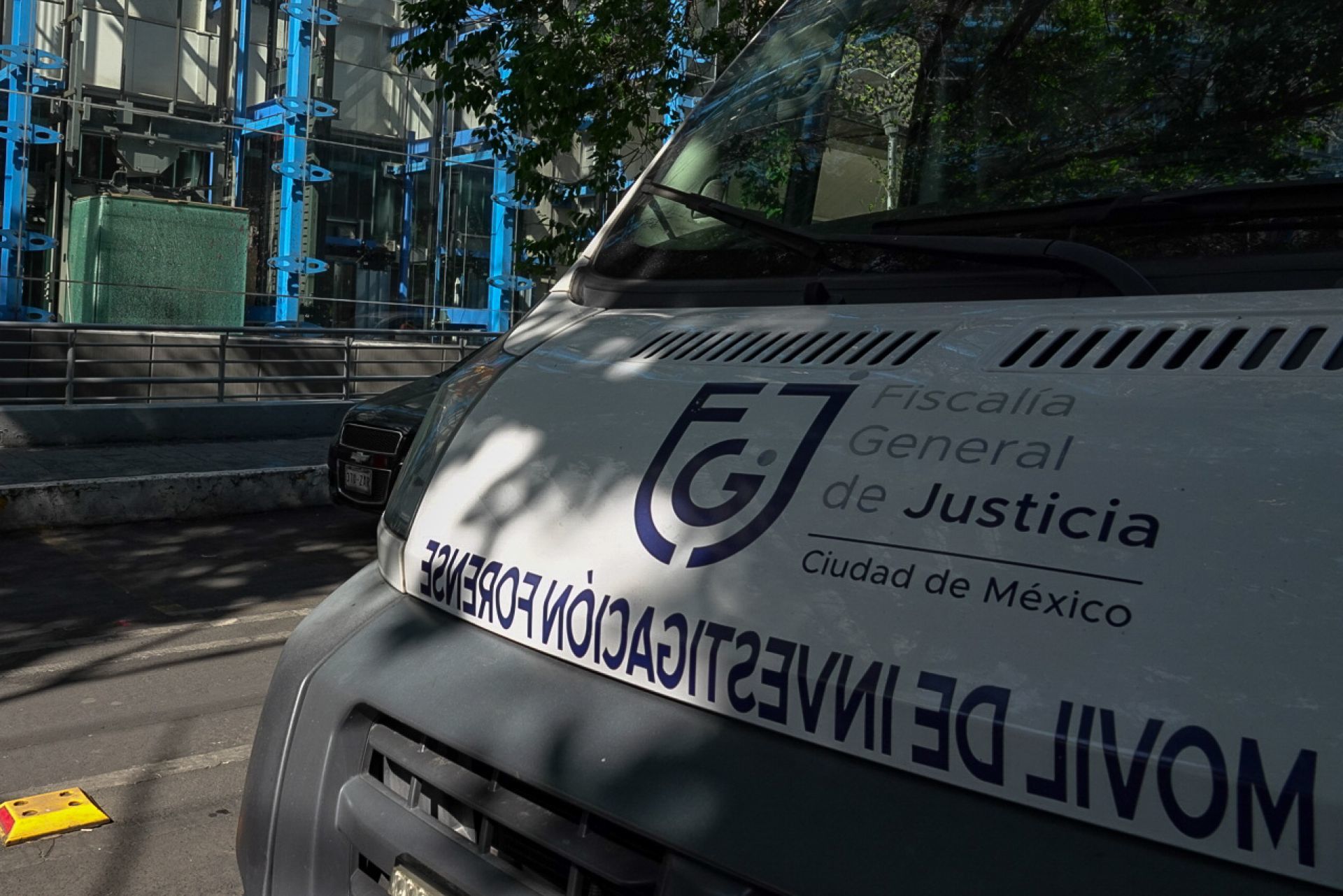 Elevador se desploma y aplasta a trabajador en la colonia Escandón