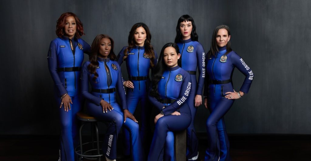 contamina-katy-perry-llevar-espacio-10-minutos-blue-origin-bezos-3