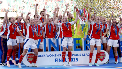 Arsenal Femenil rompe la sequía y gana la Champions League después de 18 años