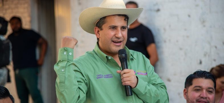 carlos manzo alcalde uruapan 4