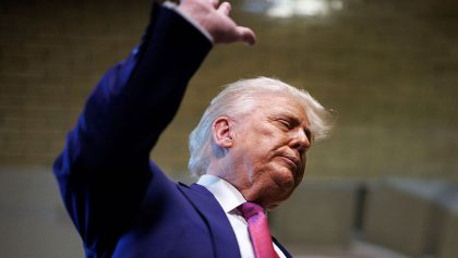 ¿Tu familia te manda dinero desde Estados Unidos? Te contamos cómo te afectarían los impuestos a remesas de Trump