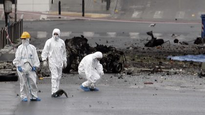 Mujer muere al explotarle bomba que usaría en atentado