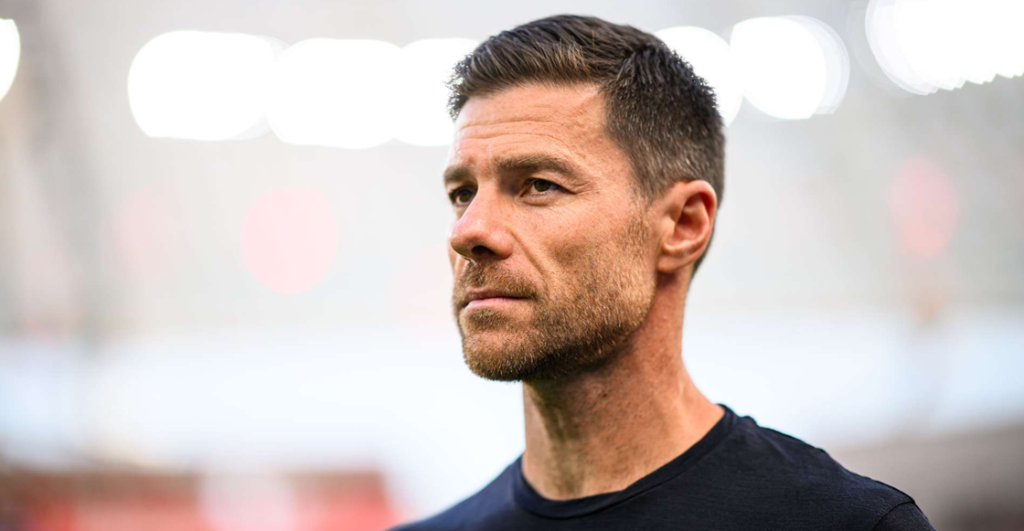 Bayer Leverkusen confirma la salida de Xabi Alonso