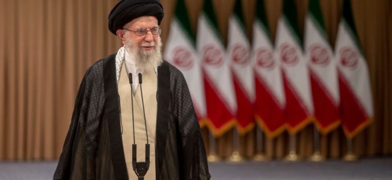 Qué hace un ayatola y por qué Alí Jamenei es objetivo de Israel