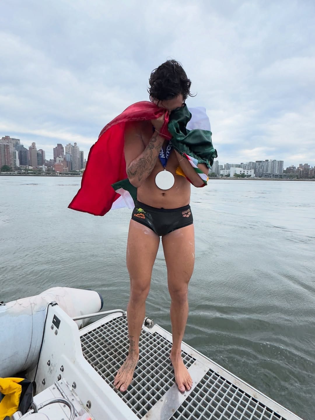 David Olvera, el mexicano que conquistó Manhattan con su récord mundial en aguas abiertas