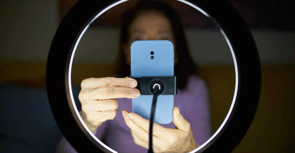 El dramón de dos influencers y por qué su pelea por una invitación a Casa Real Española