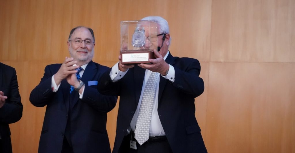 La asombrosa historia del primer corazón artificial mexicano