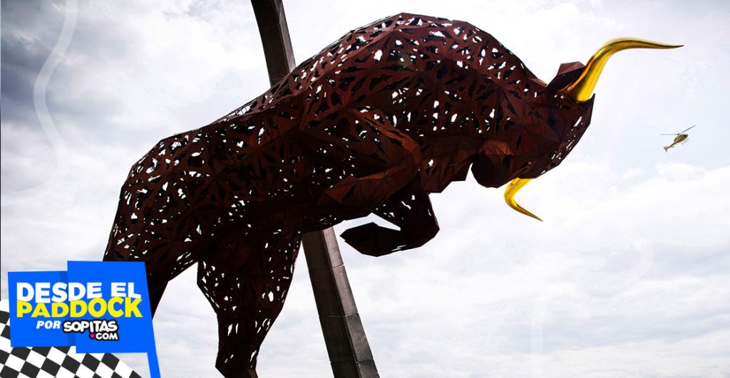La historia detrás de Stier, el toro gigante que adorna al Gran Premio de Austria