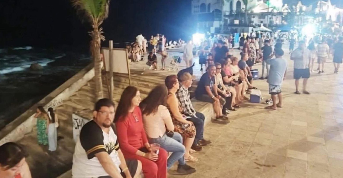 activan-alerta-tsunami-sinaloa-gente-asiste-ver-las-olas