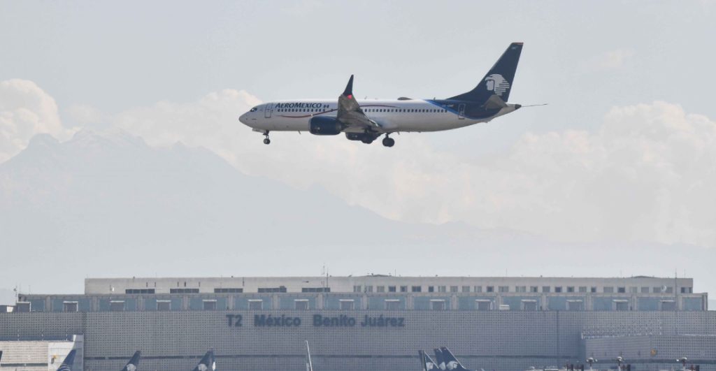 Estados Unidos acusa a México de incumplir acuerdo de aviación