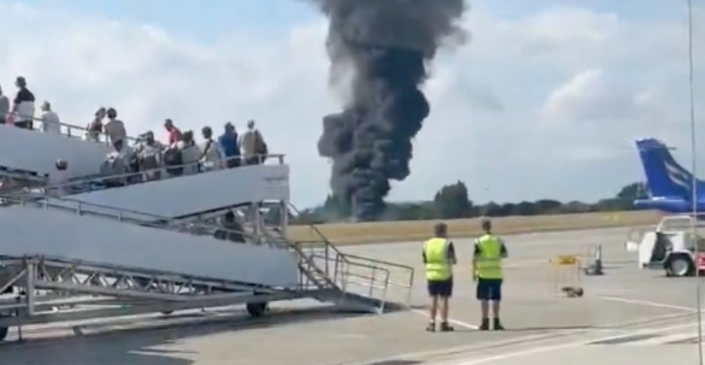 avion-estrella-aeropuerto-southend-londres-1