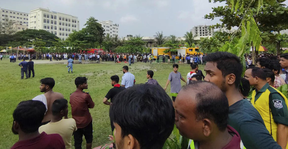 avion-militar-estrella-contra-escuela-bangladesh-2