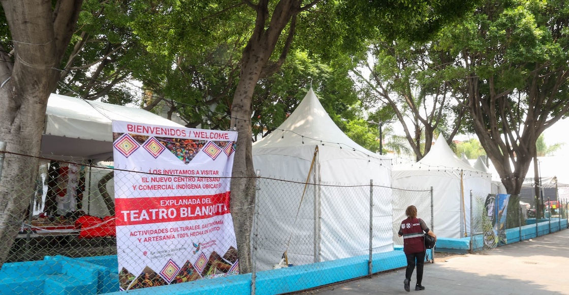 Teatro Blanquita Artesanías