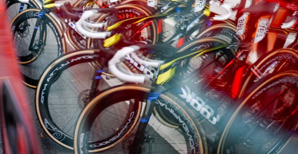 el-tour-francia-sufre-robo-bicicletas-1