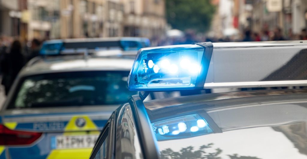 Conductor atropella a multitud en club nocturno de Los Ángeles