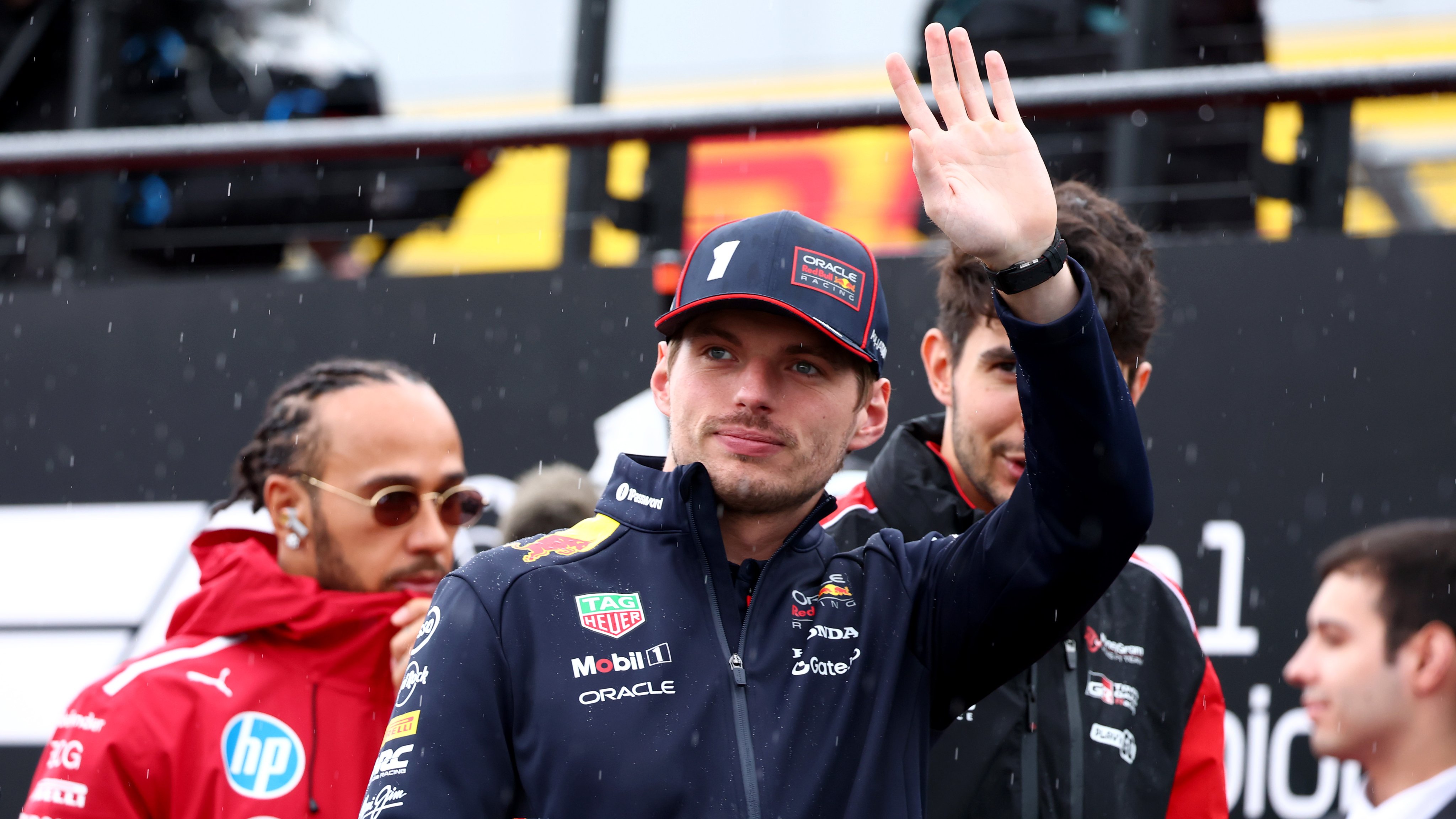 Max Verstappen se queda en Red Bull para el 2026 