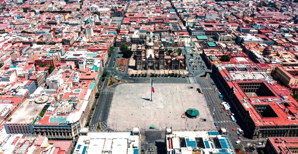 Planes de 150 pesos en el Centro Histórico de CDMX