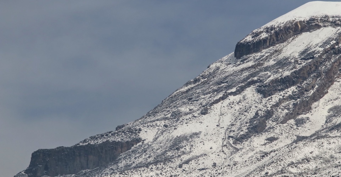 recomendaciones para hacer senderismo y subir montañas