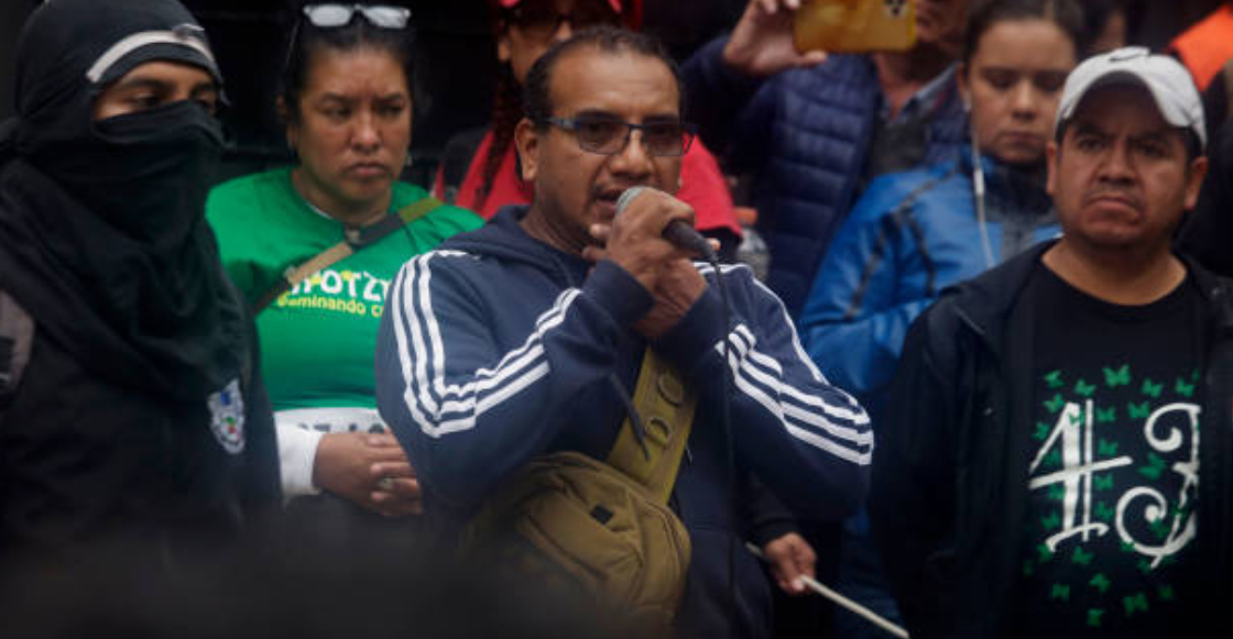 abogado-familiares-43-normalistas-ayotzinapa-renuncia-colaborara-hugo-aguilar