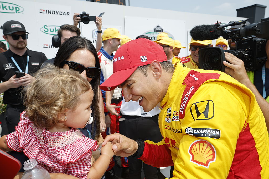 Alex Palou y su hija, Lucía
