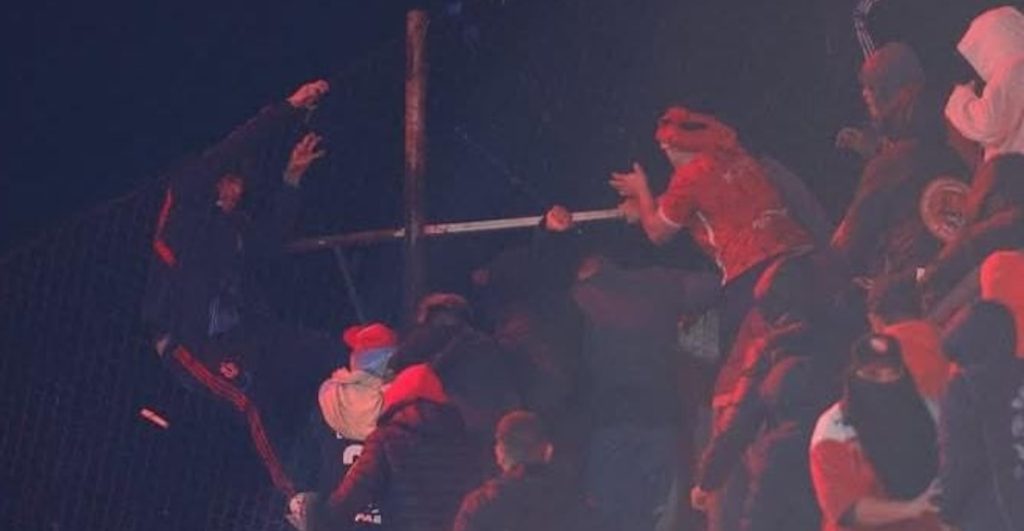 barbarie-conmebol-sudamericana-independiente-u-de-chile-linchamientos-2